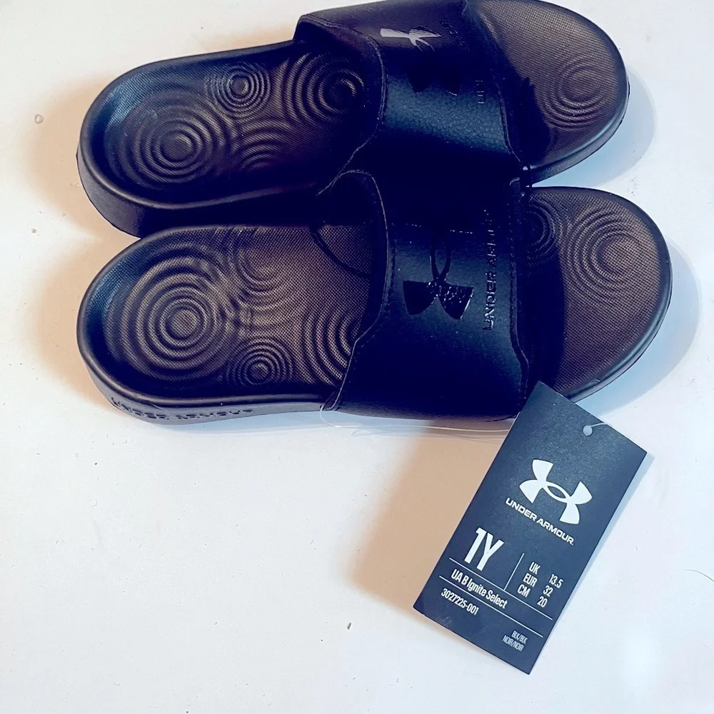 Under Armor Slide Sandals One Sport Sz 1Y Big Kids Black